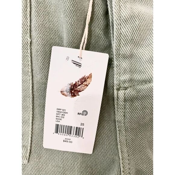 Chelsea & Violet Sage Frayed Hem Denim Shorts - Picture 6 of 9